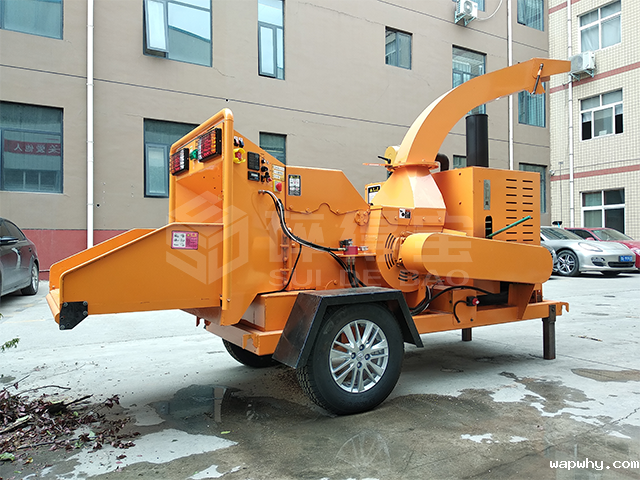 凭借这三大优势树枝粉碎机获得